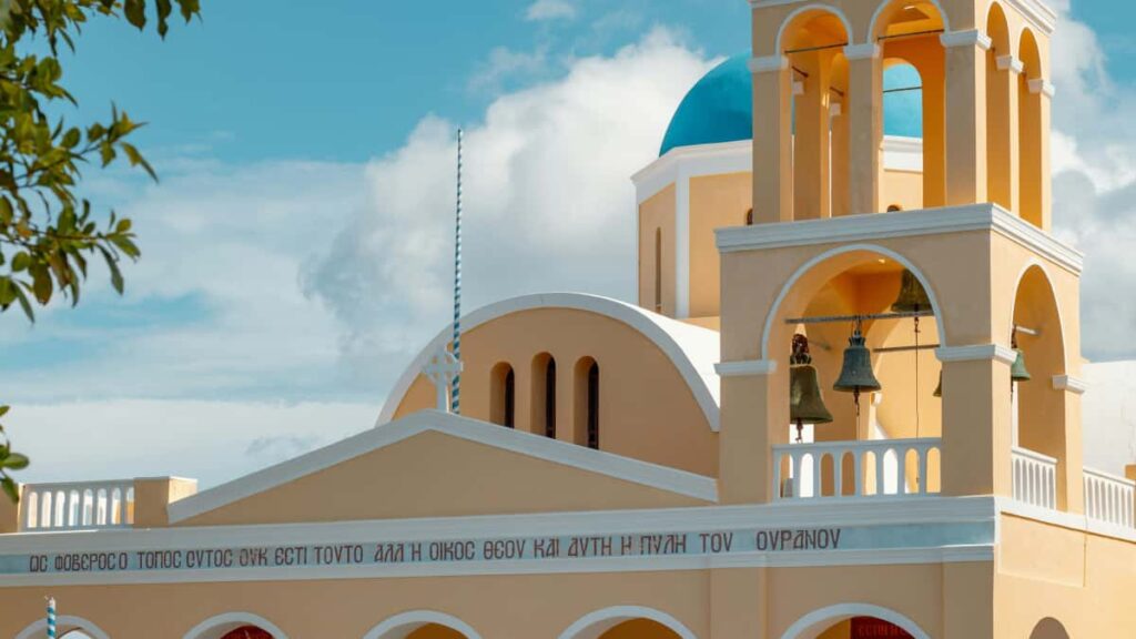 Praktisk guide til danske creators: hvordan du finder, pitch'er og samarbejder med colombianske brands pa Threads for at styrke dit mediekit og trovrdighed.