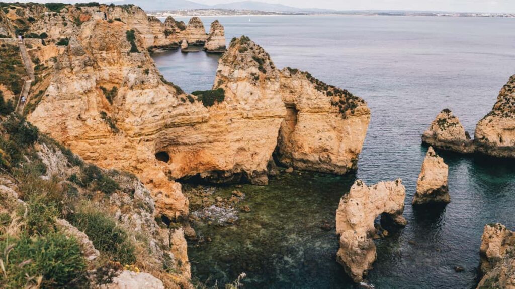 Praktisk guide til danske creators: hvordan du nar paraguayske brands via Netflix-annoncering, creator-partnerskaber og native storytelling konkrete taktikker og risici.